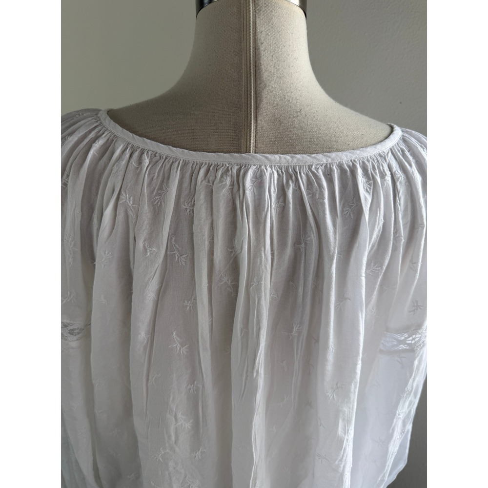 NEW Old Navy Womens Plus 4X White Embroidered Peasant Blouse Eyelet Boho Top - Picture 12 of 12